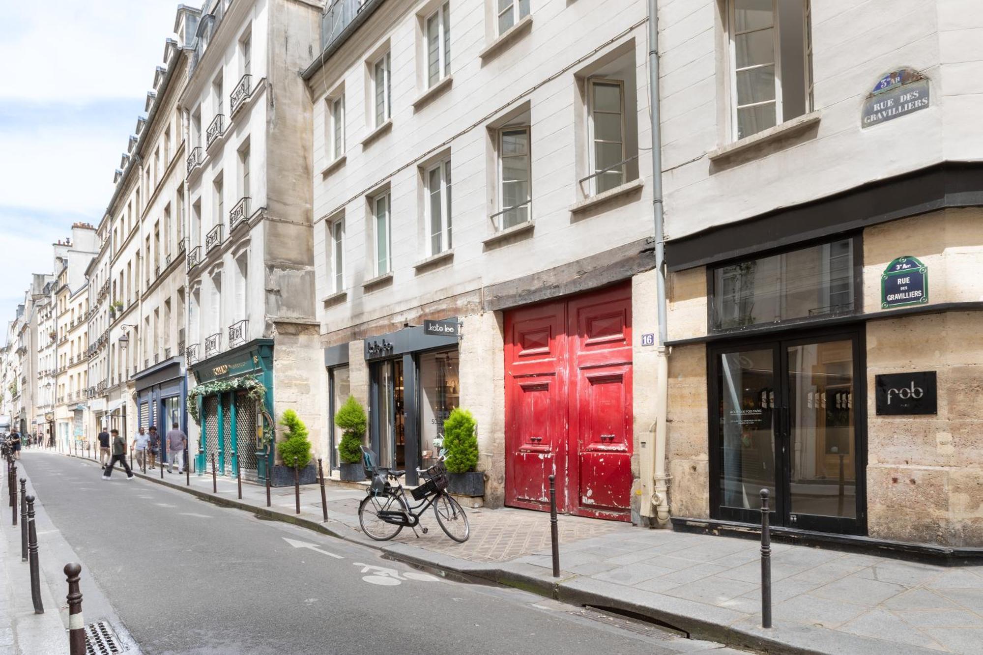 Pick A Flat's In Le Marais - Rue Des Gravilliers * Parijs